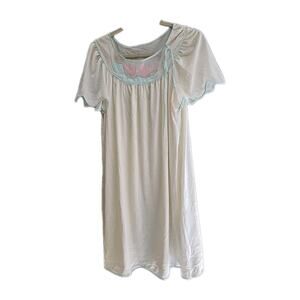 Vintage Lorraine Ivory USA Embroidered Sleepwear Nightgown Womans Size Medium